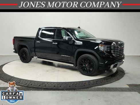 Used 2023 GMC Sierra 1500 Denali w/ Denali Reserve Package AWD/4WD image 1