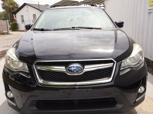 Used 2017 Subaru Crosstrek 2.0i Limited AWD/4WD image 5