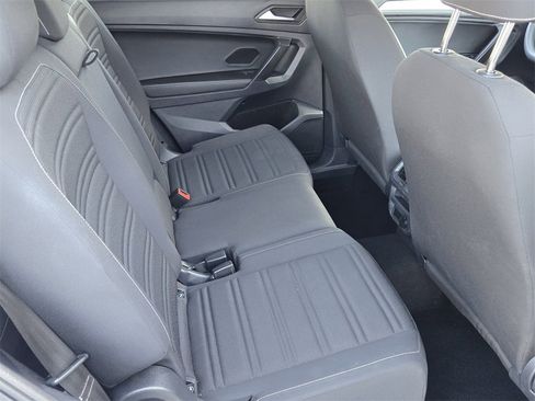 Certified 2022 Volkswagen Tiguan S image 18