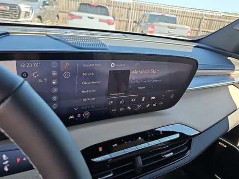 New 2026 Buick Enclave Preferred w/ Power Package image 16