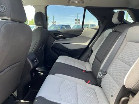 Used 2020 Chevrolet Equinox LT w/ Driver Convenience Package AWD/4WD image 17