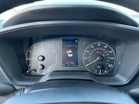 Used 2023 Toyota Corolla LE image 12