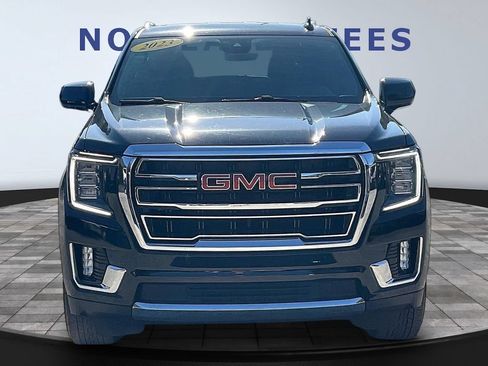 Used 2023 GMC Yukon SLT RWD image 2