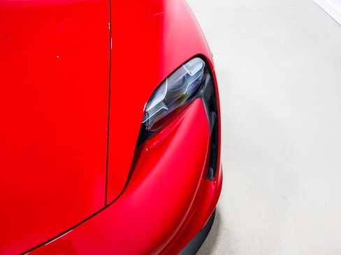 Used 2020 Porsche Taycan image 90