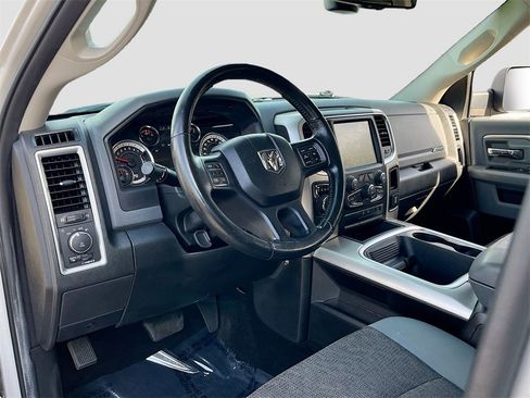 Used 2017 RAM 1500 Big Horn image 9