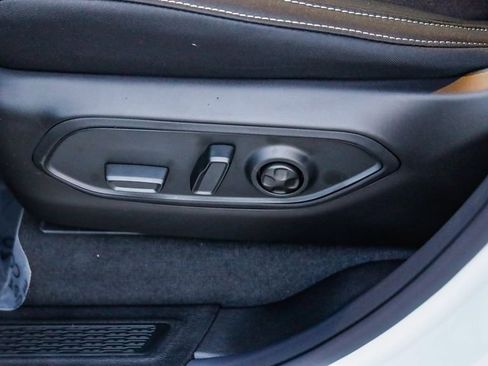 New 2025 Jeep Grand Cherokee Laredo image 22