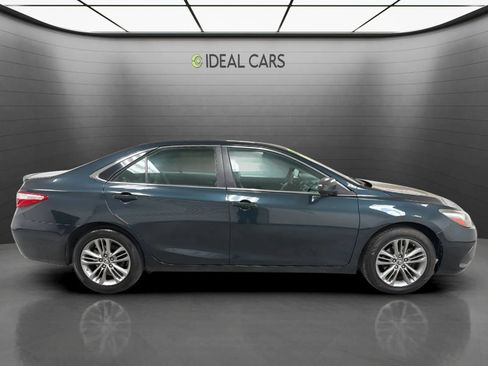 Used 2016 Toyota Camry SE FWD image 6