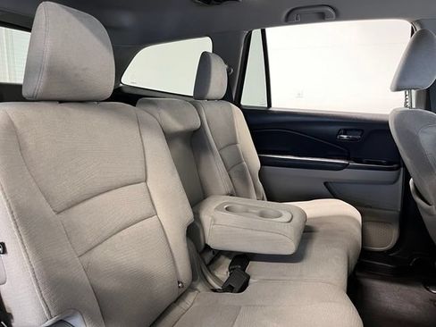 Used 2017 Honda Pilot EX image 13