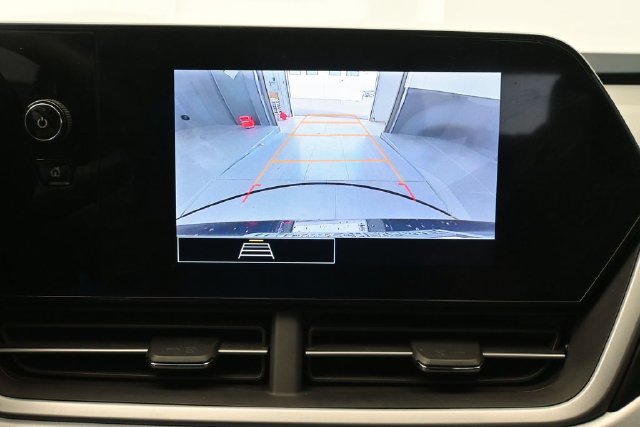 Used 2024 Chevrolet Trax LS FWD image 40