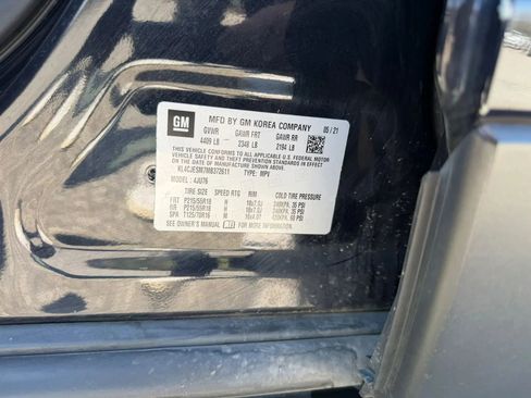 Used 2021 Buick Encore Preferred AWD/4WD image 27