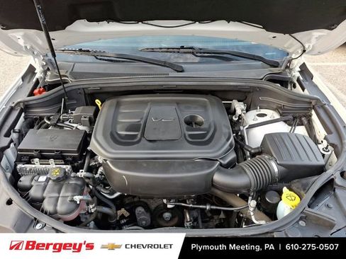 Used 2022 Jeep Grand Cherokee Laredo X image 31