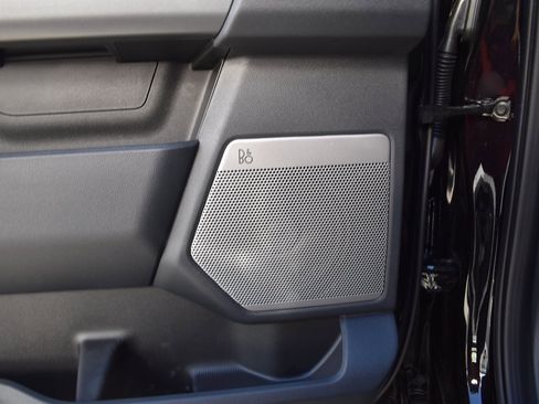 Used 2025 Ford F350 Lariat w/ FX4 Off-Road Package image 17