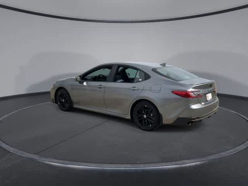 Used 2026 Toyota Camry SE w/ Convenience Package image 6