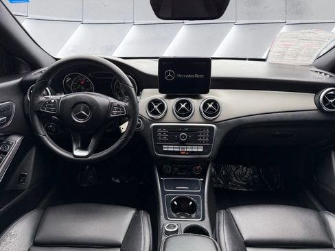 Used 2018 Mercedes-Benz CLA 250 image 10