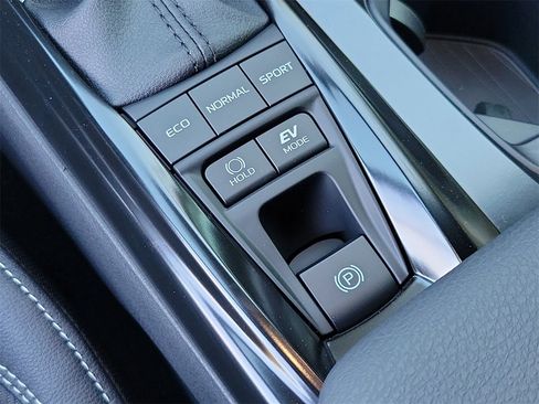 New 2026 Toyota Camry SE image 28