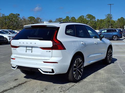 New 2026 Volvo XC60 B5 Ultra w/ Protection Package Premier image 7