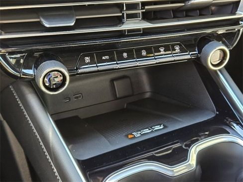 New 2026 Chevrolet Traverse LT w/ Driver Confidence Package image 29