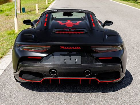 Used 2023 Maserati MC20 Spyder image 4