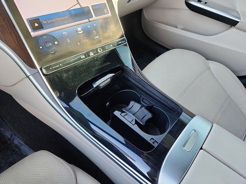 Used 2022 Mercedes-Benz C 300 Sedan image 18