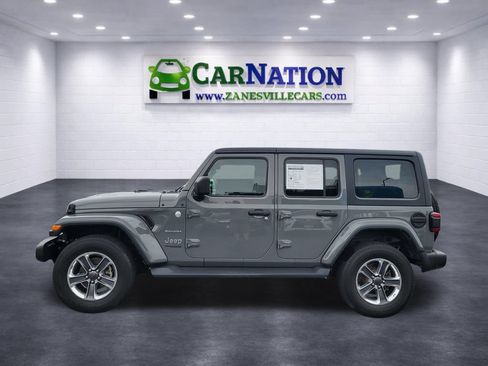 Used 2021 Jeep Wrangler Unlimited Sahara w/ Uconnect 4C Nav & Sound Group AWD/4WD image 2