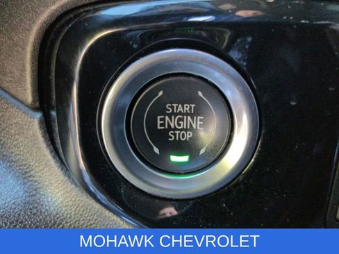 Used 2023 Chevrolet Silverado 1500 RST AWD/4WD image 18