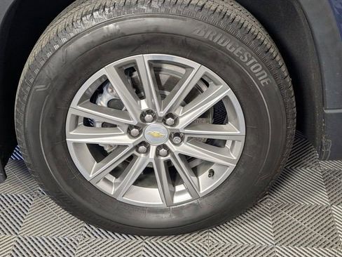 Certified 2023 Chevrolet Traverse LT w/ LPO, Floor Liner Package image 8