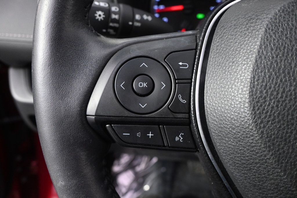 Used 2021 Toyota RAV4 XLE w/ Convenience Package AWD/4WD image 33