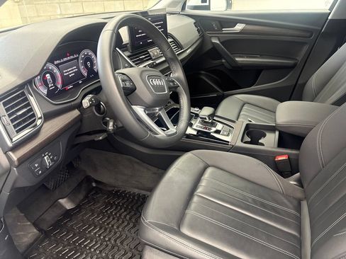 Used 2023 Audi Q5 2.0T Premium Plus w/ Premium Plus Package AWD/4WD image 9