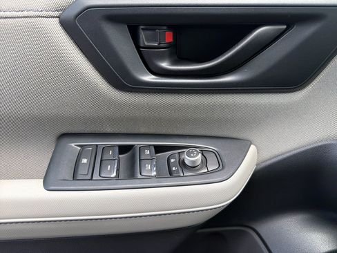 Certified 2025 Subaru Forester Premium AWD/4WD image 19