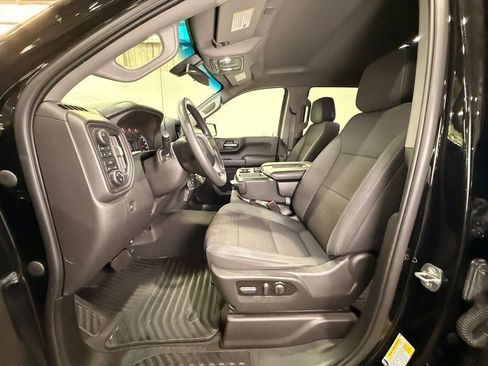 Used 2022 Chevrolet Silverado 1500 Custom w/ LPO, Dark Essentials Package AWD/4WD image 15