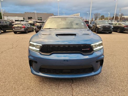 Used 2024 Dodge Durango GT image 2