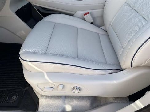 New 2026 Buick Enclave Avenir w/ Super Cruise Package image 16