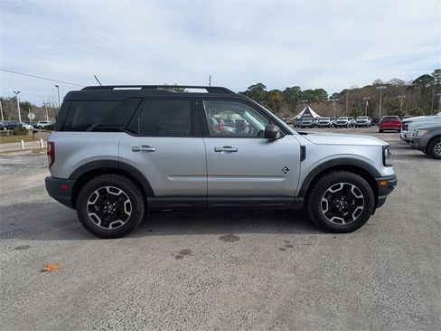 Used 2021 Ford Bronco Sport Outer Banks image 3