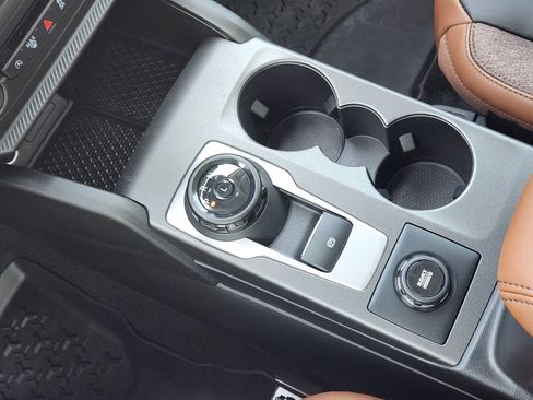 New 2026 Ford Bronco Sport Outer Banks w/ Outer Banks Tech Package+ AWD/4WD image 20