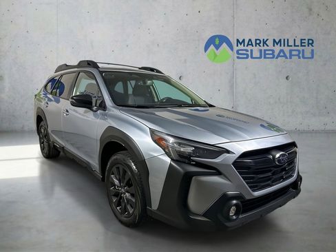 Certified 2025 Subaru Outback Onyx Edition w/ Tech Package 2 AWD/4WD image 1