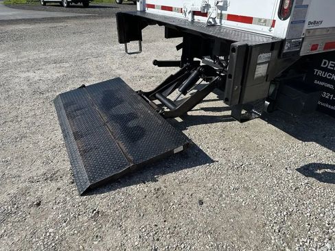 Used 2019 Ford E-350 and Econoline 350 Super Duty w/ Power Windows & Locks Group image 10