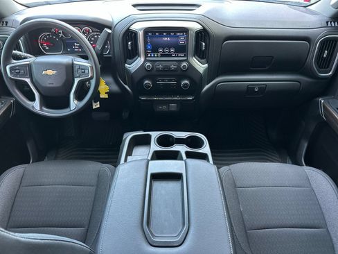 Used 2020 Chevrolet Silverado 1500 LT AWD/4WD image 12