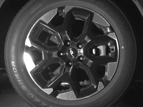 Used 2024 Kia Sorento S image 13