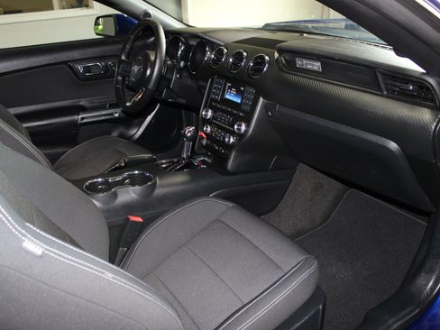 Used 2015 Ford Mustang Coupe w/ Equipment Group 051A RWD image 25