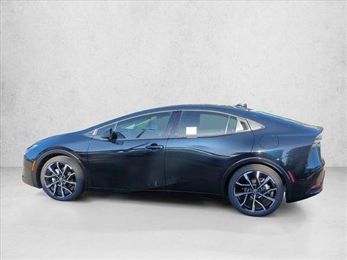 New 2026 Toyota Prius Plug-In Hybrid image 5