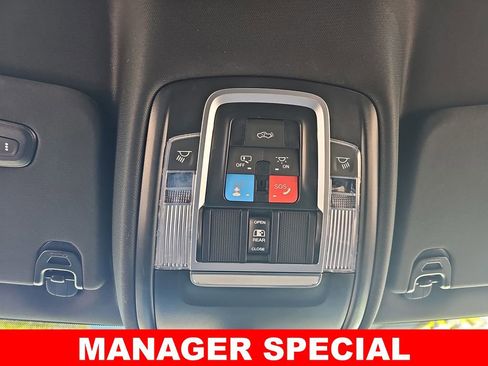 New 2026 RAM 1500 4x4 Crew Cab image 31