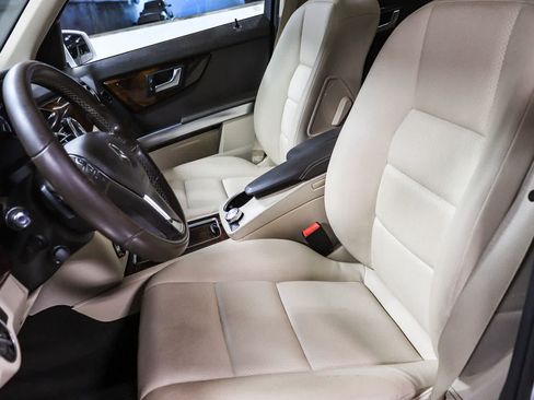 Used 2013 Mercedes-Benz GLK 250 BlueTEC 4MATIC image 19