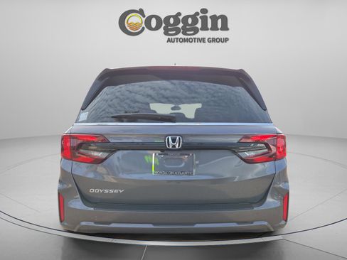 New 2026 Honda Odyssey EX-L image 5