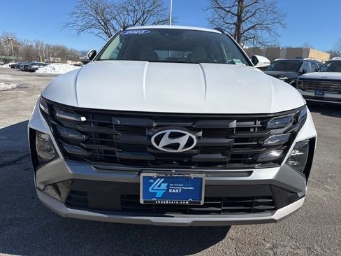 Certified 2025 Hyundai Tucson SEL image 2