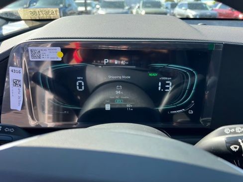 New 2026 Kia Niro LX FWD image 16