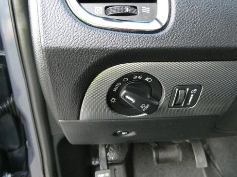 Used 2020 Dodge Durango R/T w/ Blacktop Package image 18