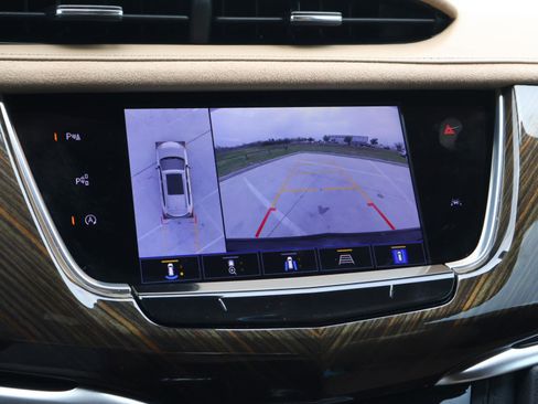 Used 2024 Cadillac XT6 Sport w/ Platinum Package image 37