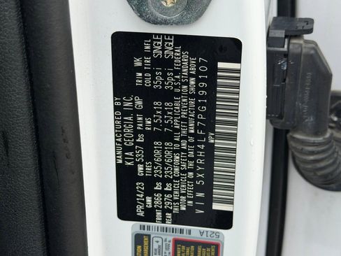 Used 2023 Kia Sorento EX w/ Panoramic Sunroof Package FWD image 18