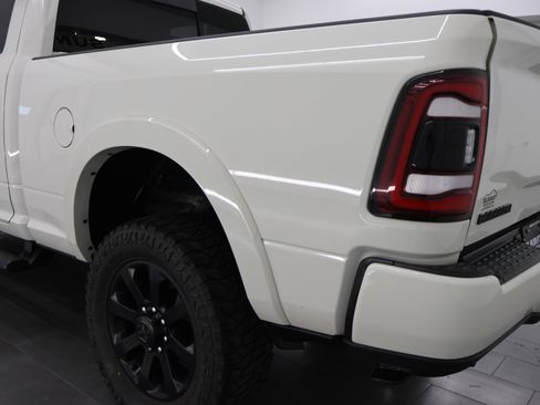 Used 2022 RAM 2500 Laramie w/ Night Edition AWD/4WD image 32
