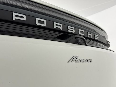 Certified 2025 Porsche Macan Electric RWD image 26
